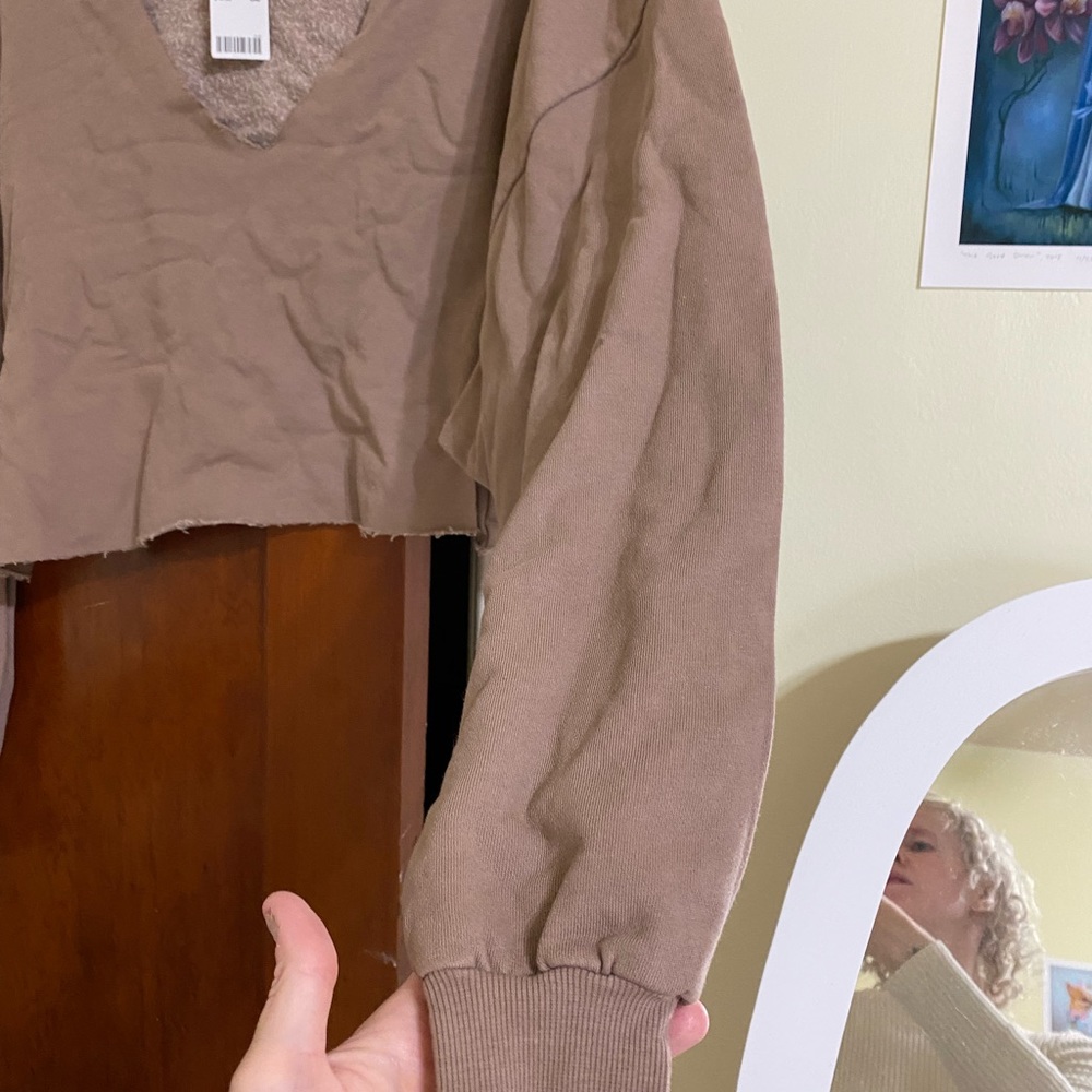 Urban Outfitters XS box cut sweatshirt NWT